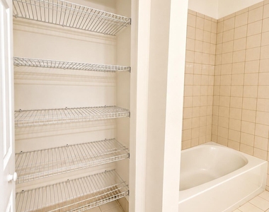 4730 S Prive Circle - Photo Thumbnail 28