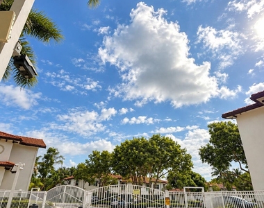 4730 S Prive Circle - Photo Thumbnail 35