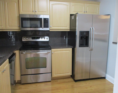 9273 Sw 8th Street - Photo Thumbnail 8