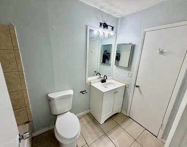 2217 Nw 56th Avenue - Photo Thumbnail 17
