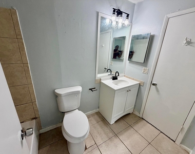 2217 Nw 56th Avenue - Photo Thumbnail 14
