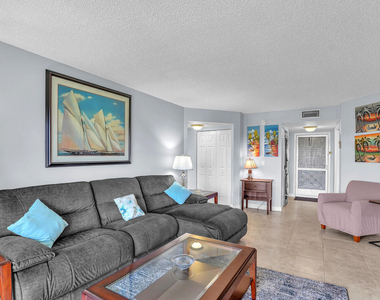 3959 Via Poinciana - Photo Thumbnail 7