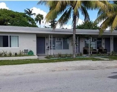 1721 Ne 9th Street - Photo Thumbnail 1