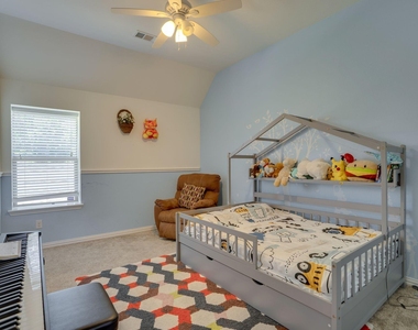 1604 Woodrose Court - Photo Thumbnail 25