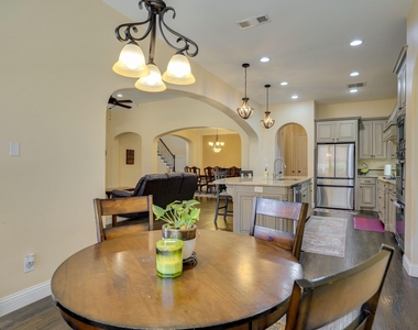 1604 Woodrose Court - Photo Thumbnail 20