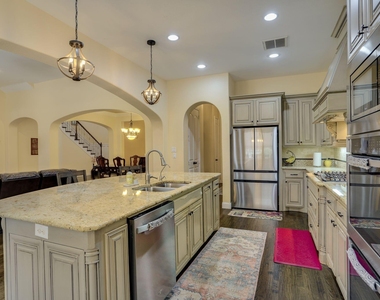 1604 Woodrose Court - Photo Thumbnail 13