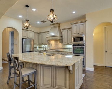 1604 Woodrose Court - Photo Thumbnail 15