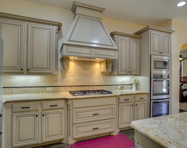 1604 Woodrose Court - Photo Thumbnail 10