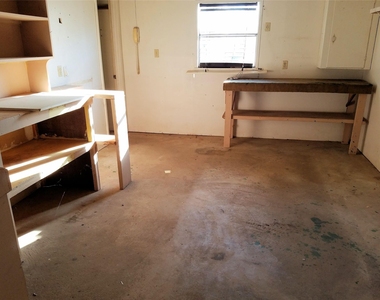209 Mission Street - Photo Thumbnail 16