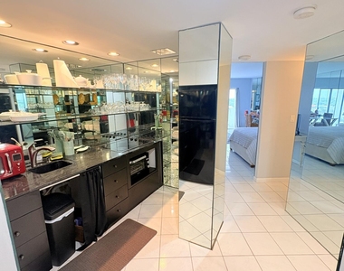 2600 N Flagler Drive - Photo Thumbnail 5