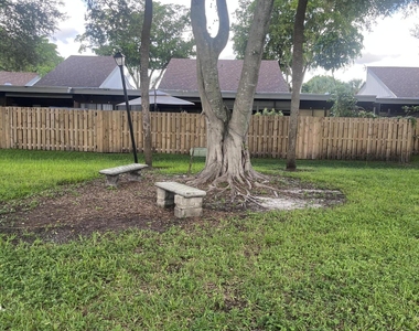 1737 Nw 73rd Avenue - Photo Thumbnail 17