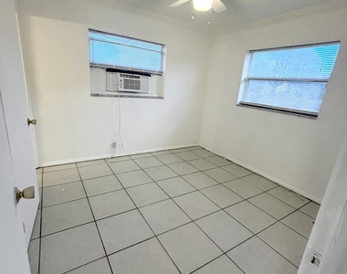 531 S C Street - Photo Thumbnail 6