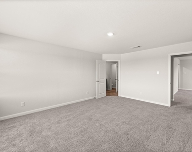 2052 Braveheart Drive - Photo Thumbnail 4