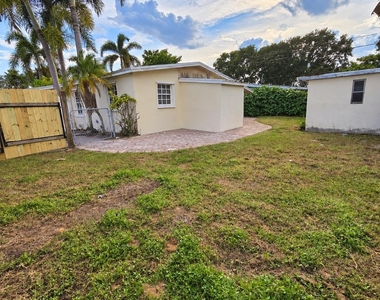 5751 Sw 37th Street - Photo Thumbnail 6