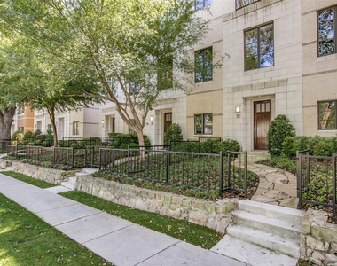 3210 Carlisle Street - Photo Thumbnail 7