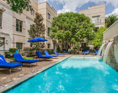 3210 Carlisle Street - Photo Thumbnail 9
