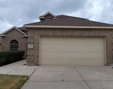 9509 Crooked Cat Drive - Photo Thumbnail 1