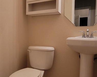 9509 Crooked Cat Drive - Photo Thumbnail 7