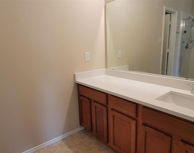 9509 Crooked Cat Drive - Photo Thumbnail 20