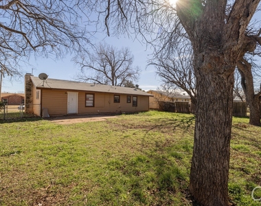 3218 Post Oak Road - Photo Thumbnail 28