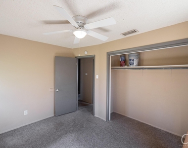 3218 Post Oak Road - Photo Thumbnail 13