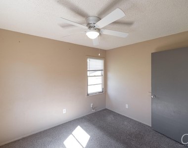 3218 Post Oak Road - Photo Thumbnail 14