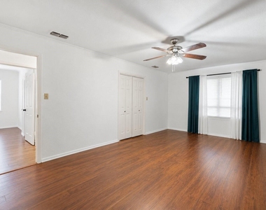 605 N Florence Street - Photo Thumbnail 8