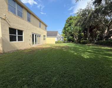 307 Berenger Walk - Photo Thumbnail 5