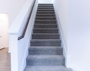 1305 Silent Peak Drive - Photo Thumbnail 18