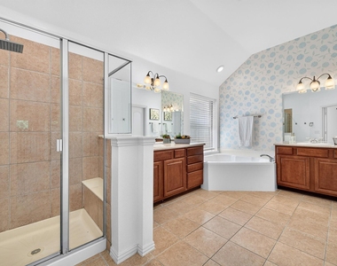 10906 Ascot Drive - Photo Thumbnail 17