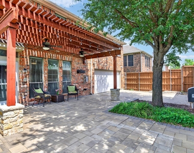 10906 Ascot Drive - Photo Thumbnail 13