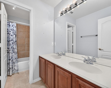 10906 Ascot Drive - Photo Thumbnail 21