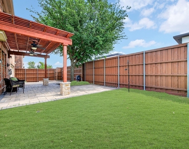 10906 Ascot Drive - Photo Thumbnail 12