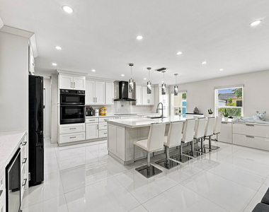 16820 Sw 108th Avenue - Photo Thumbnail 10