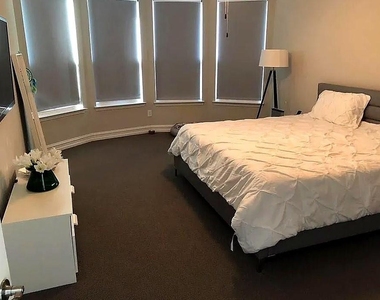 2237 Candler Club Way - Photo Thumbnail 4