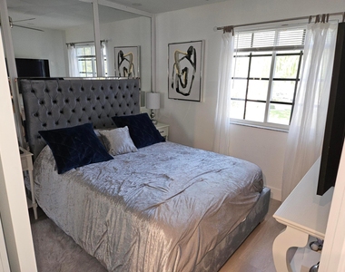 1460 Sw 47th Avenue - Photo Thumbnail 9