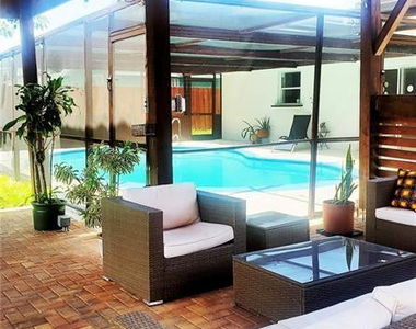 5620 Sw 56th Street - Photo Thumbnail 2