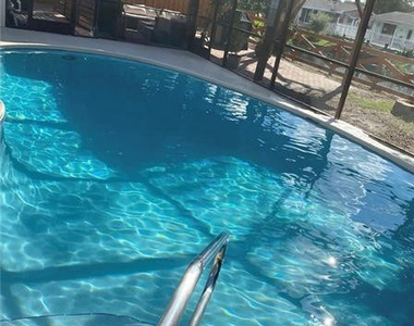 5620 Sw 56th Street - Photo Thumbnail 4