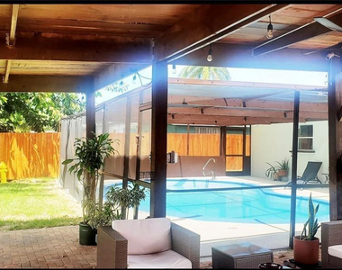5620 Sw 56th Street - Photo Thumbnail 1