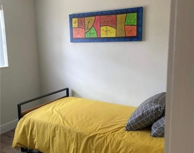 5620 Sw 56th Street - Photo Thumbnail 21