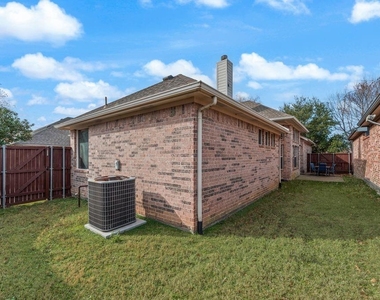 5544 Hidden Creek Lane - Photo Thumbnail 20