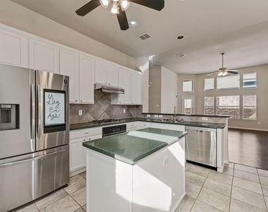 5544 Hidden Creek Lane - Photo Thumbnail 11