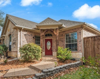 5544 Hidden Creek Lane - Photo Thumbnail 3