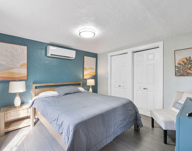 551 Sw 13th Avenue - Photo Thumbnail 4