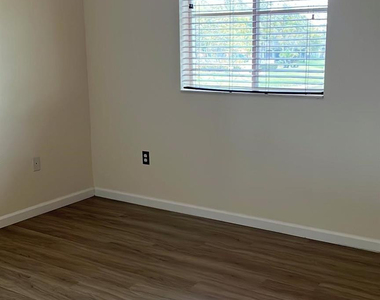 2766 Sw 82nd Avenue - Photo Thumbnail 23