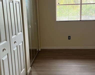 2766 Sw 82nd Avenue - Photo Thumbnail 18