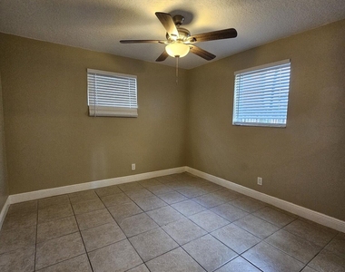 1200 W Blue Heron Boulevard - Photo Thumbnail 10