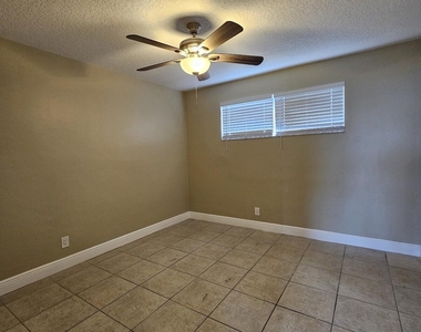 1200 W Blue Heron Boulevard - Photo Thumbnail 8