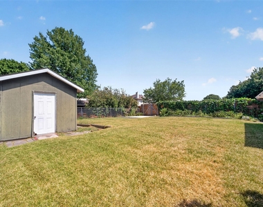 1101 Boyd Drive - Photo Thumbnail 13