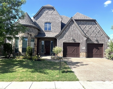 870 Sagebrush Drive - Photo Thumbnail 1